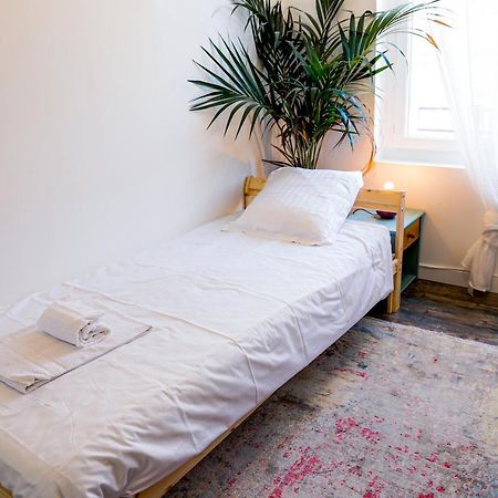 Kailhenn: Joli T3 Cosy, Bien Equipe, Proche Tram Apartment Brest Bagian luar foto